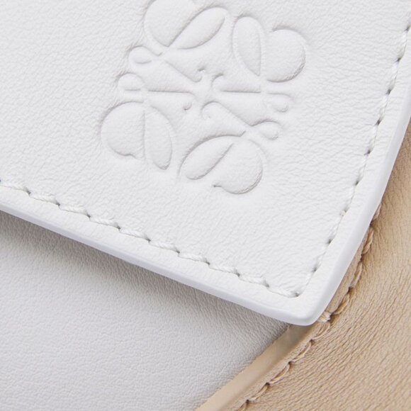 NWT Loewe Small Puzzle bag in classic calfskin - Picture 15 of 16